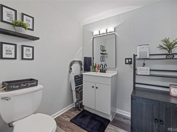 563 S Xenon Court, Lakewood CO 80228