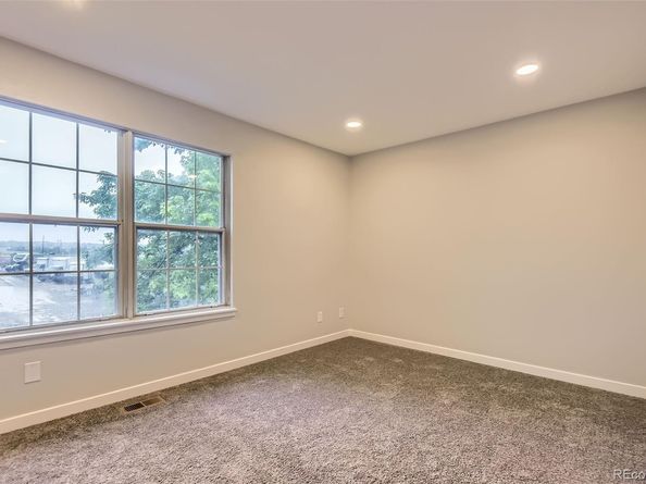 1811 S Quebec Way 31, Denver CO 80231