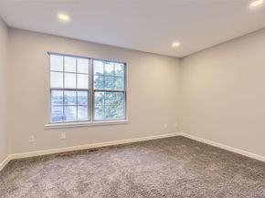 1811 S Quebec Way 31, Denver CO 80231