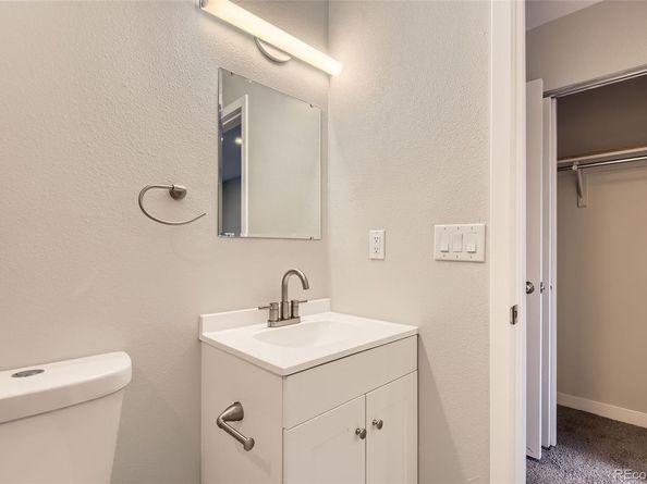 1811 S Quebec Way 31, Denver CO 80231
