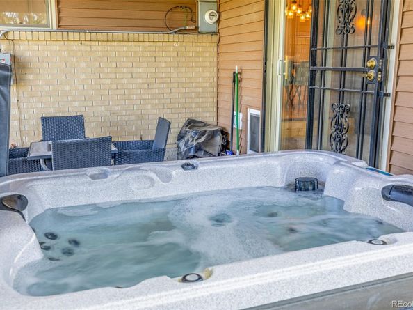 10585 W 9th Place, Lakewood CO 80215