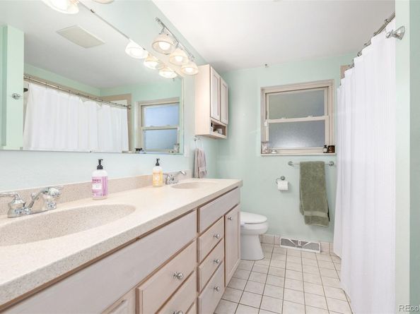 10585 W 9th Place, Lakewood CO 80215