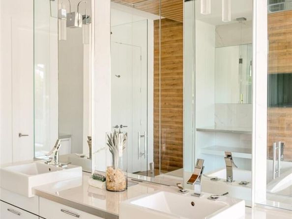 221 S Forest Street, Denver CO 80246