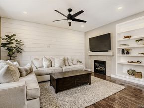 6880 S Algonquian Court, Aurora CO 80016
