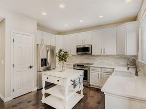 6880 S Algonquian Court, Aurora CO 80016