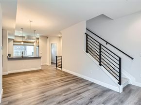 5530 W 11th Place, Lakewood CO 80214