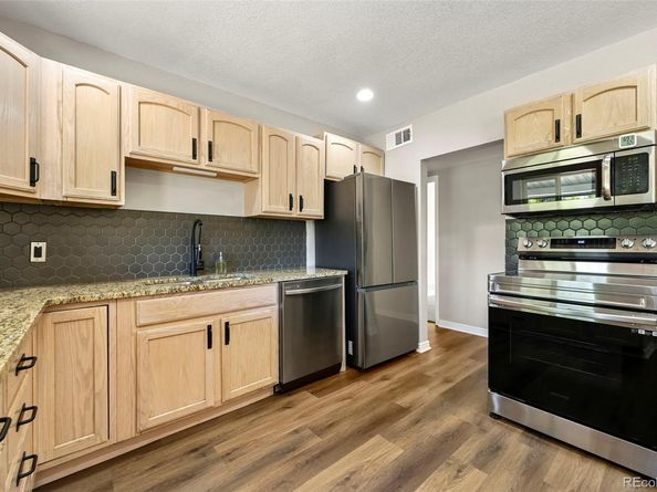 971 Ursula Street, Aurora CO 80011
