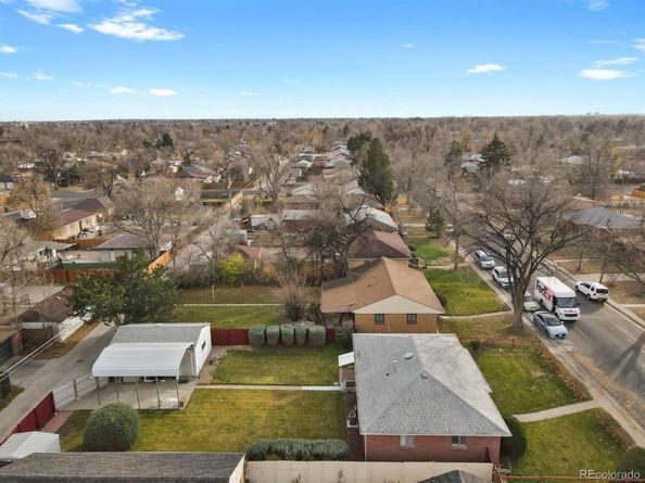 2350 Joliet Street, Aurora CO 80010