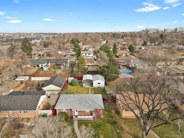 2350 Joliet Street, Aurora CO 80010