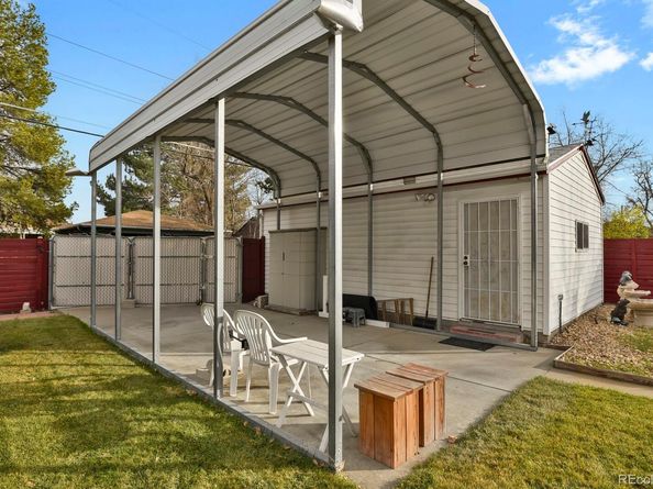 2350 Joliet Street, Aurora CO 80010