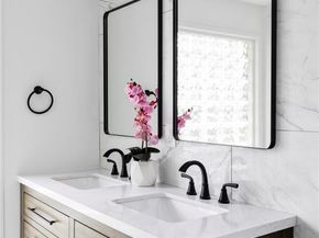 3930 S Hillcrest Drive, Denver CO 80237