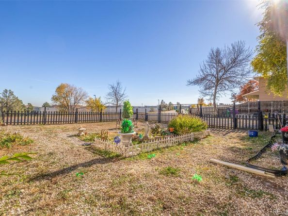 1679 Robb Street, Lakewood CO 80215