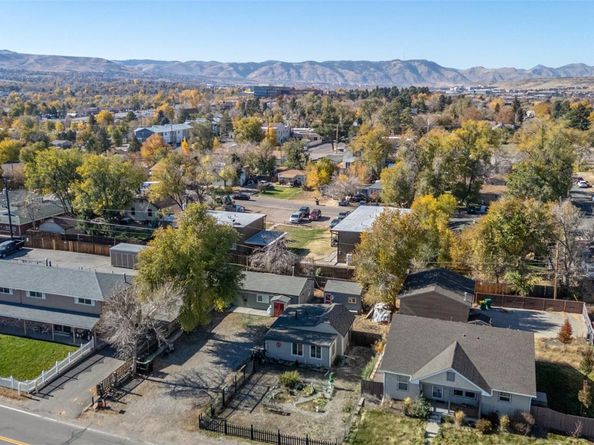 1679 Robb Street, Lakewood CO 80215