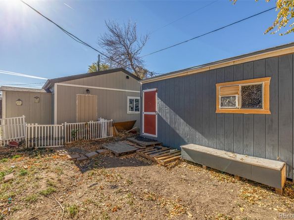 1679 Robb Street, Lakewood CO 80215