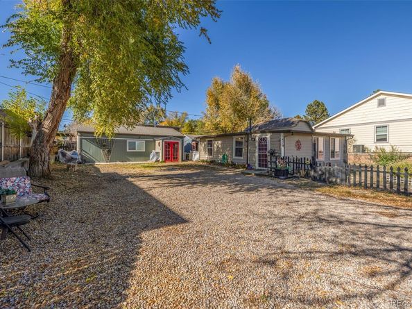 1679 Robb Street, Lakewood CO 80215