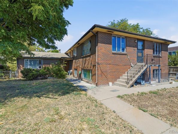 2317 Peoria Street, Aurora CO 80010