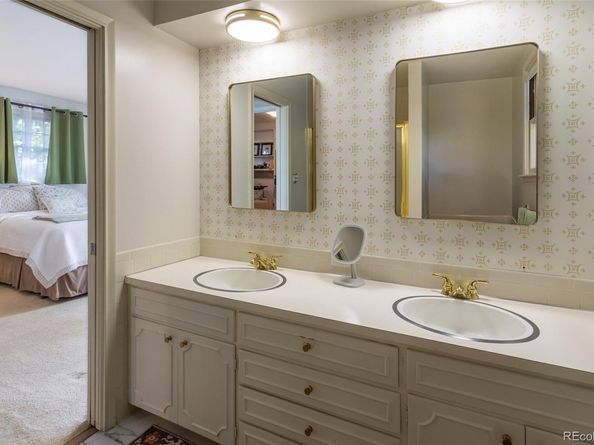 2550 E Eldorado Place, Denver CO 80210