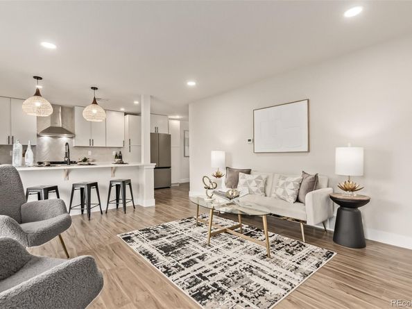 2061 S Stuart Street, Denver CO 80219