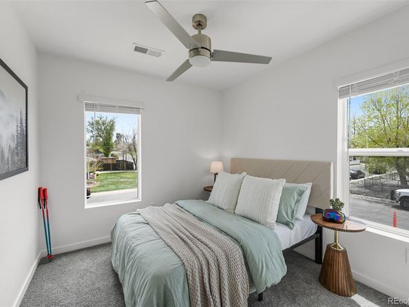 1291 N Akron Street, Aurora CO 80010
