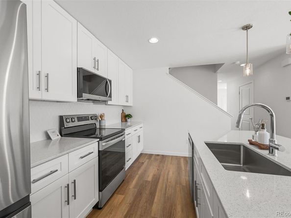 1291 N Akron Street, Aurora CO 80010