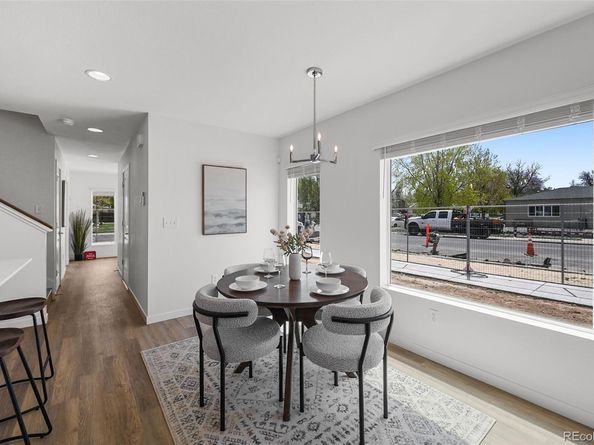 1291 N Akron Street, Aurora CO 80010