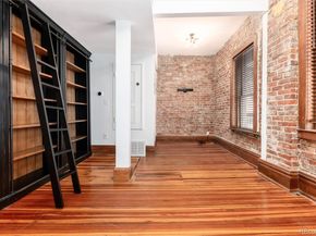 1210 E Colfax Avenue 302, Denver CO 80218