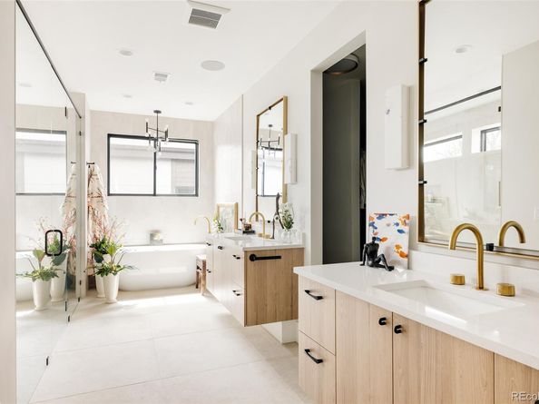 Undisclosed Address #3349255, Denver CO 80210