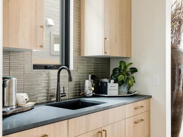 Undisclosed Address #3349255, Denver CO 80210