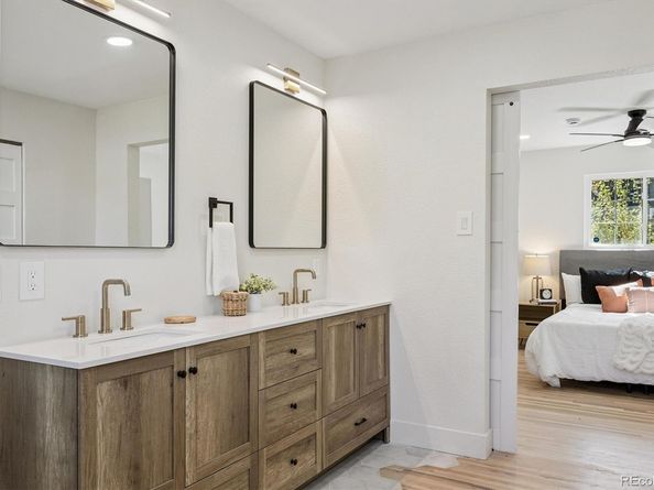 707 W Easter Avenue, Littleton CO 80120