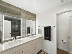 Undisclosed Address #3724431, Denver CO 80204