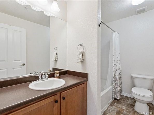 10056 W Unser Drive 204, Littleton CO 80127