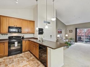 10056 W Unser Drive 204, Littleton CO 80127