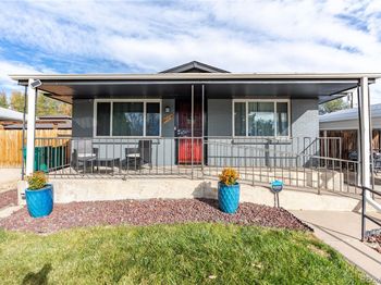 2179 W Vassar Avenue