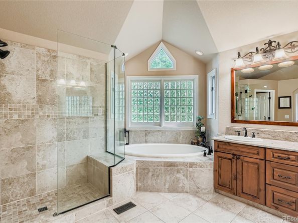19281 E Hinsdale Lane, Centennial CO 80016