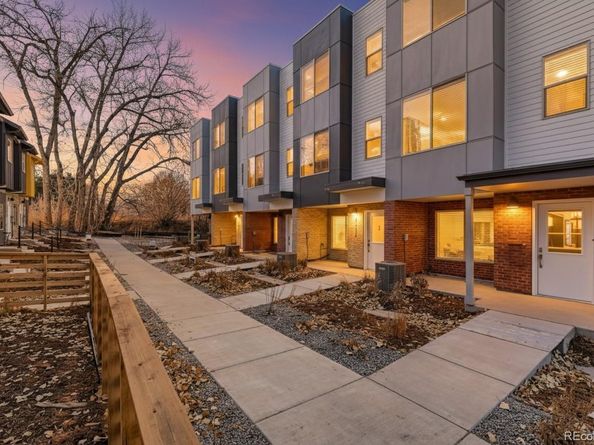 15312 W 69th Place, Arvada CO 80007