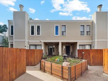 1050 S Monaco Parkway