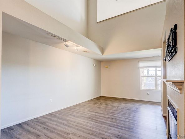 18601 E Water Drive E, Aurora CO 80013