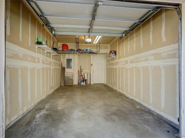 18601 E Water Drive E, Aurora CO 80013