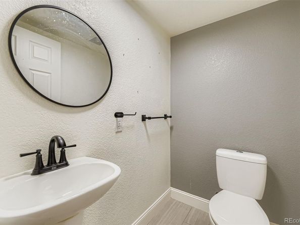 10594 E Jewell Avenue, Aurora CO 80012