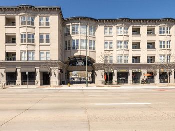 277 N Broadway