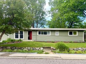 1666 W Sterne Parkway, Littleton CO 80120