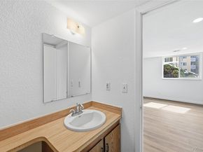 12450 E Cornell Avenue 104, Aurora CO 80014