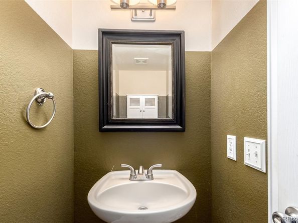 5972 S Zante Way, Aurora CO 80015