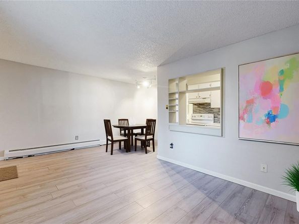 5770 E Warren Avenue 213, Denver CO 80222