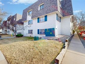 5770 E Warren Avenue 213, Denver CO 80222