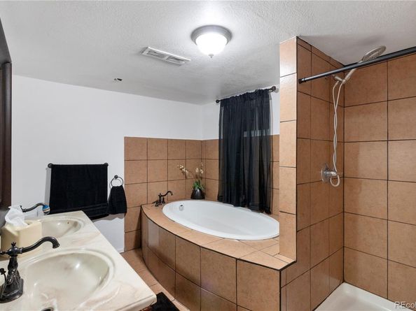 2725 S Grove Street, Denver CO 80236