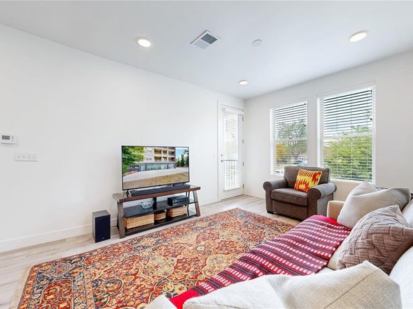 2851 W 52nd Avenue 206, Denver CO 80221