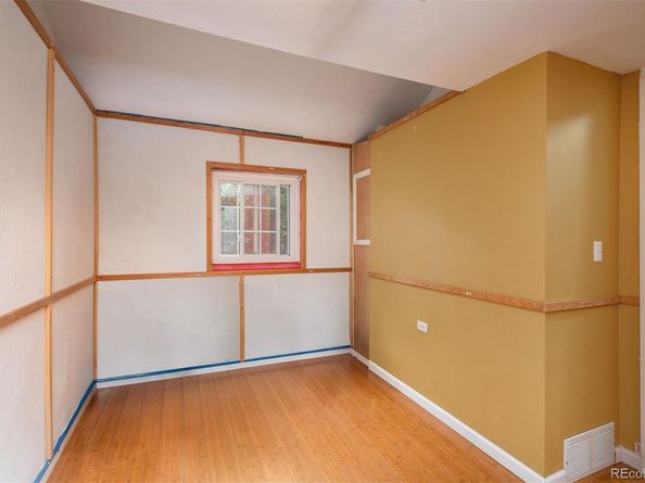 2601 Poplar Street, Denver CO 80207