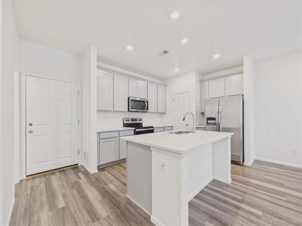 21646 E 59th Place, Aurora CO 80019