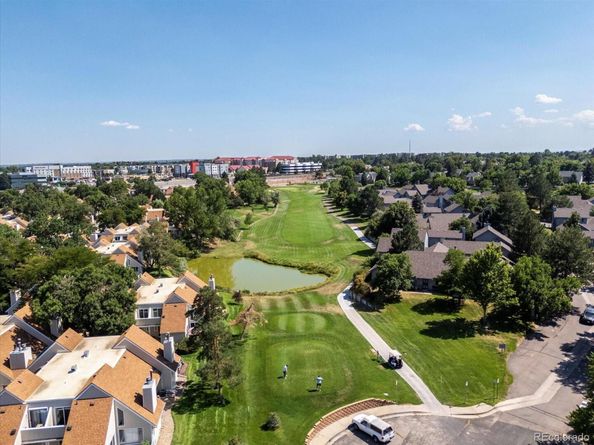 2405 S Worchester Court B, Aurora CO 80014